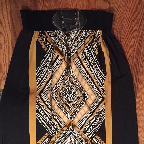 Magic Ladies Skirt - Picture 3 of 13